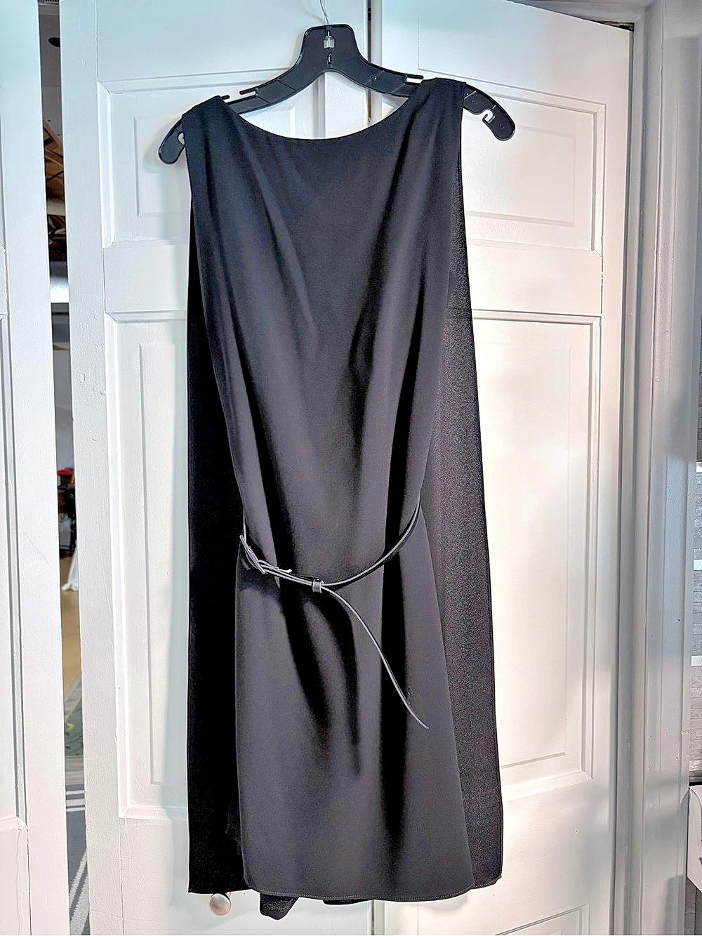 White House Black Market Women's Black Midi Dress Size 6 Like New